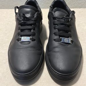2018 Philipp Plein skull and cross bones black Rubber like material sneakers.